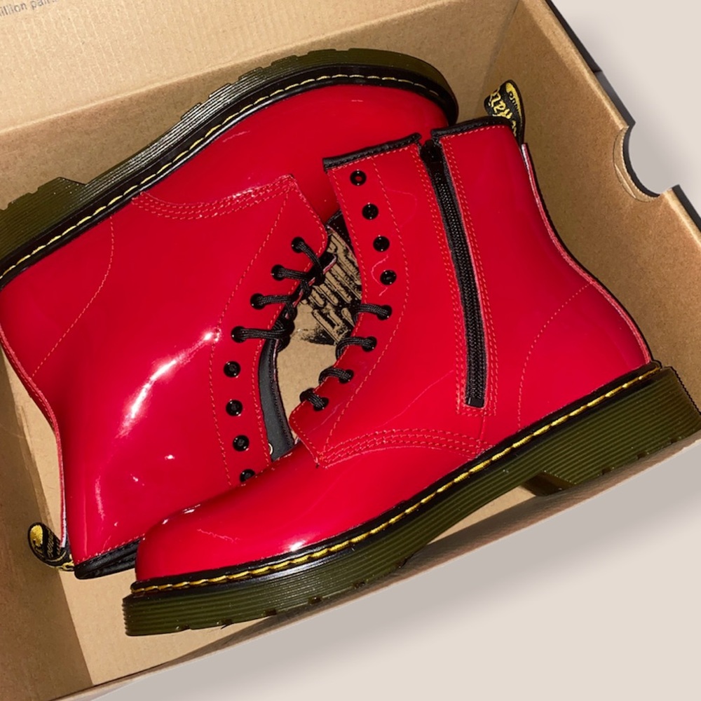 Brand New Dr.Martens boots - Picture 3 of 4